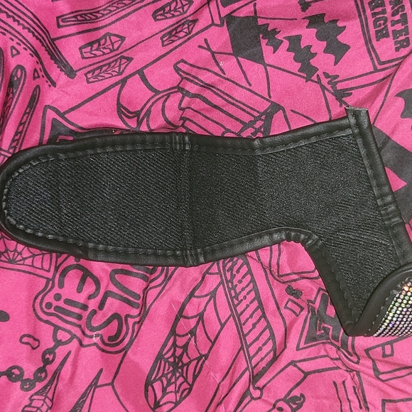 👛 Bedazzled Gear shift Cover - Picture 4 of 4